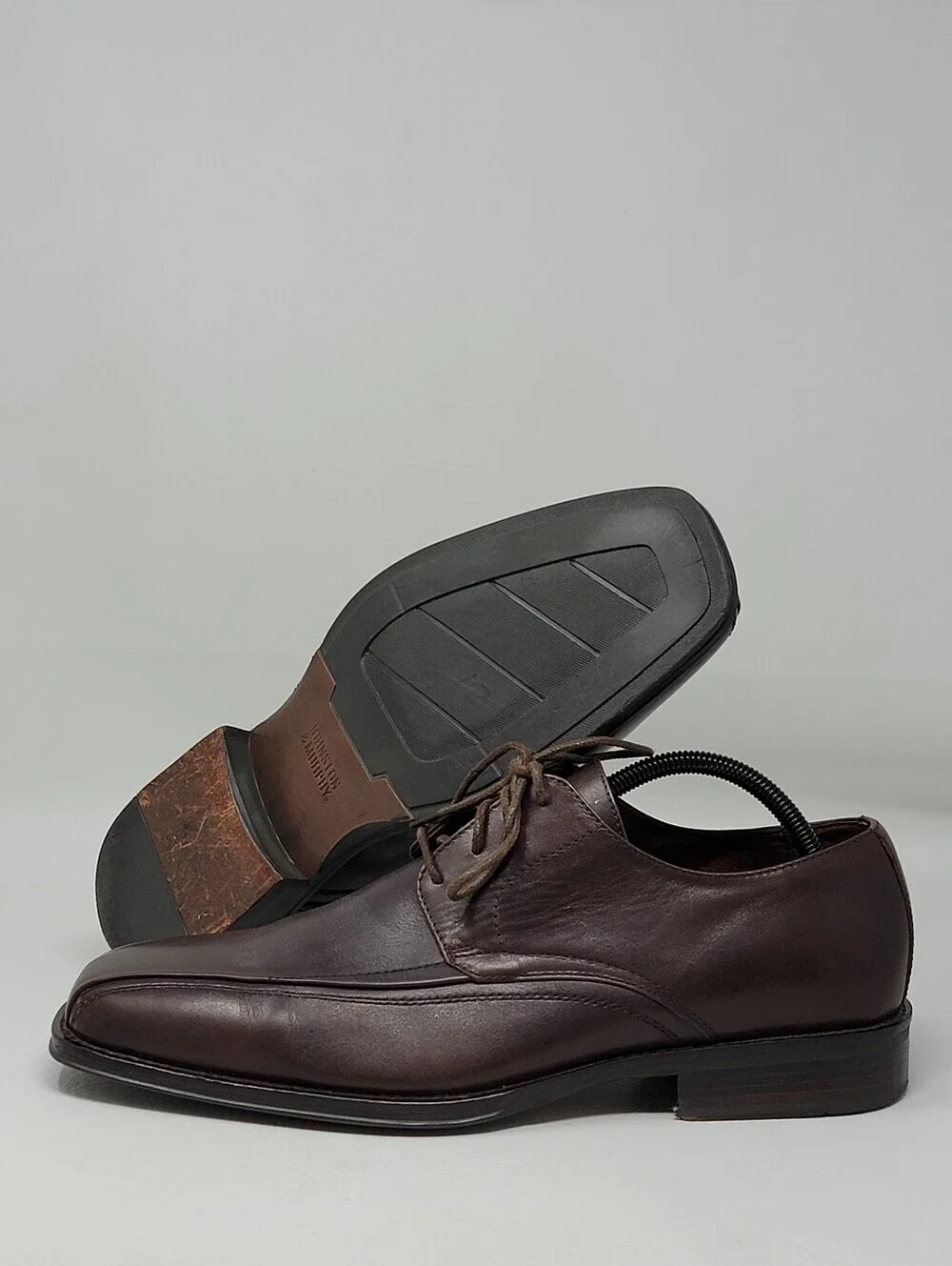 Johnston & Murphy Mens Size 10.5.Dark Brown Leather Derby Square Toe Dress Shoes